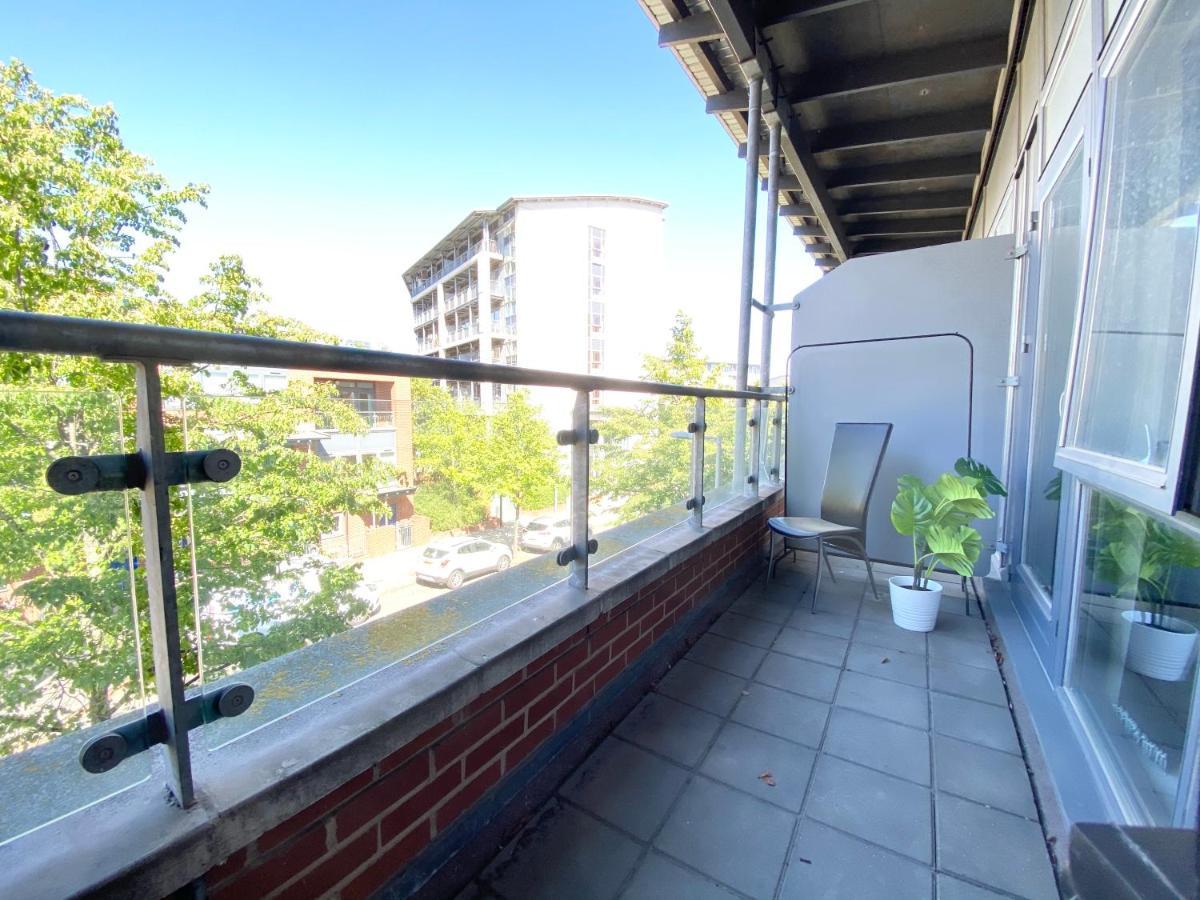 City Centre Townhouse - 3 Bedrooms - Garage - Parking - Top Rated Birmingham Exterior photo