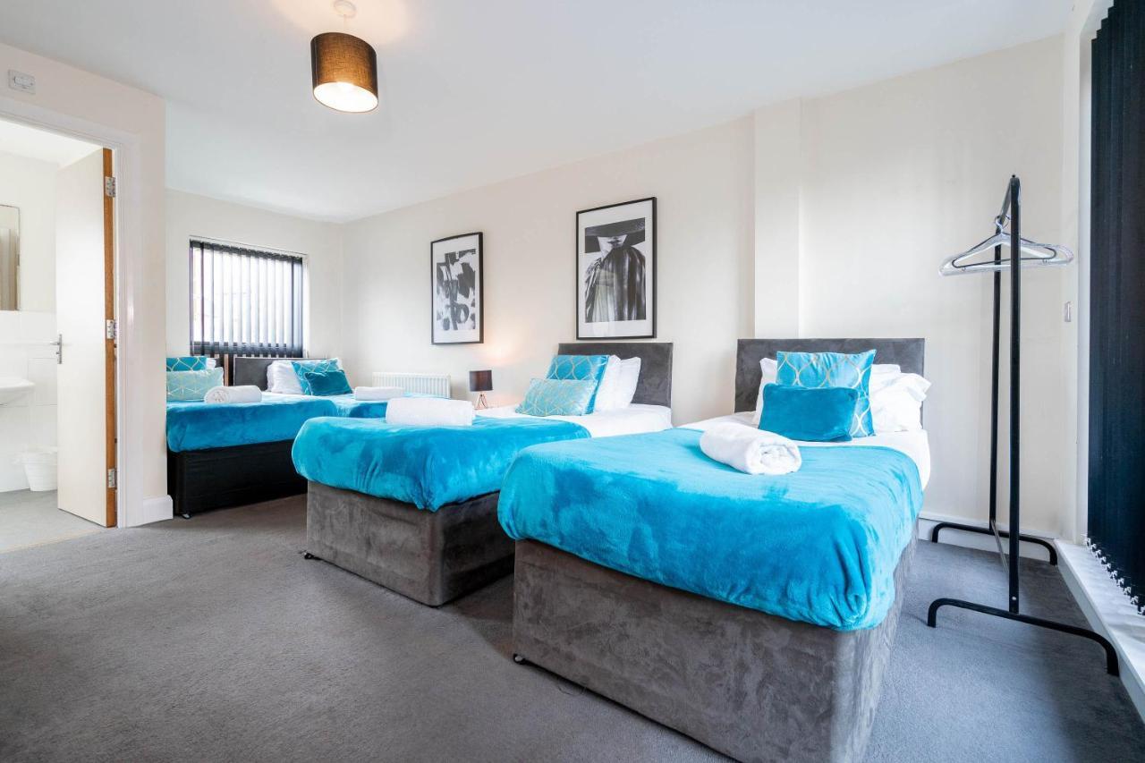 City Centre Townhouse - 3 Bedrooms - Garage - Parking - Top Rated Birmingham Exterior photo